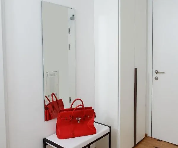 Triiiple Level 21 Mit Balkon Und Tiefgarage Apartmán *