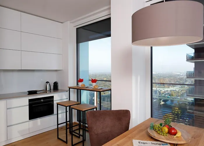 Triiiple Level 21 Mit Balkon Und Tiefgarage Apartmán *