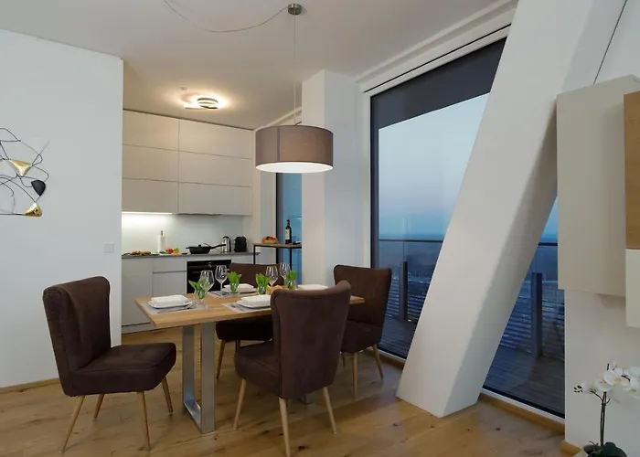Triiiple Level 21 Mit Balkon Und Tiefgarage Apartmán Vídeň