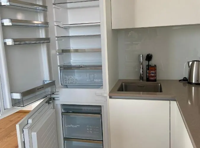 Triiiple Level 21 Mit Balkon Und Tiefgarage * Vídeň
